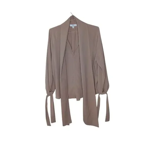 Obando Collective Beige Wrap Neck Top SZ 10 - Picture 5 of 12